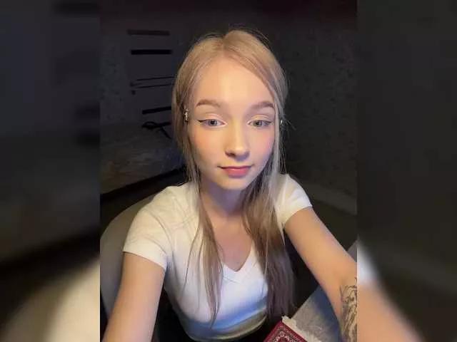 -BabyMia- from BongaCams