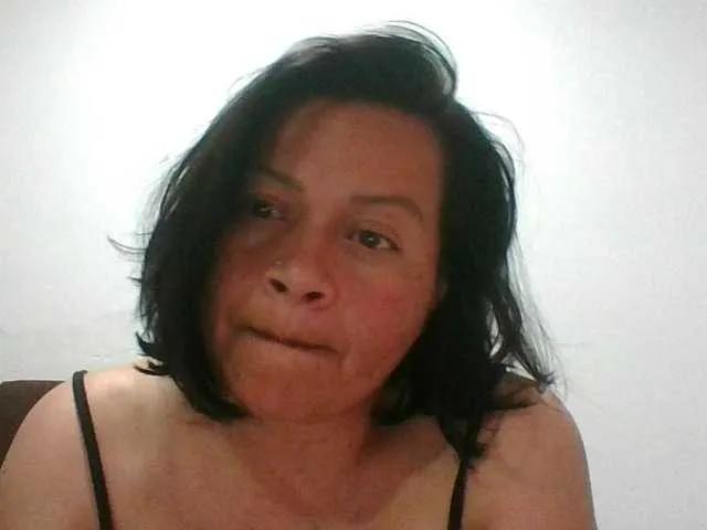 adri007 on BongaCams