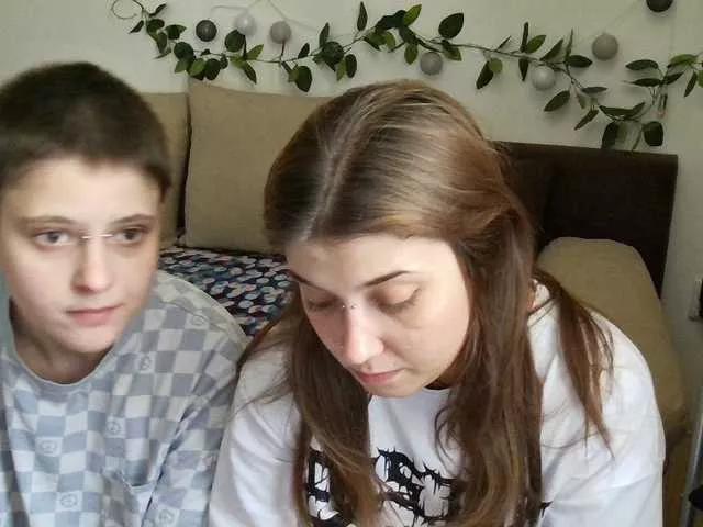 Aliens4twenty from BongaCams is Freechat