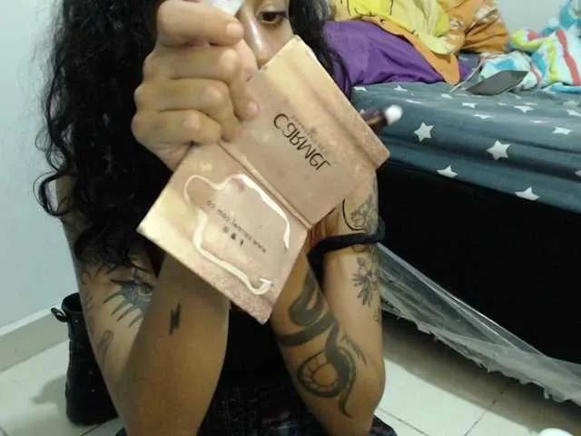 AlinaWoolf on BongaCams