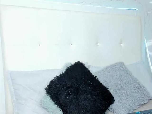 aniagomezz on BongaCams 
