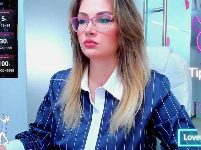 anyarosses on BongaCams