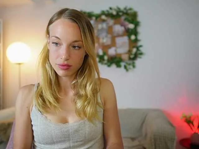 AprilRose on BongaCams
