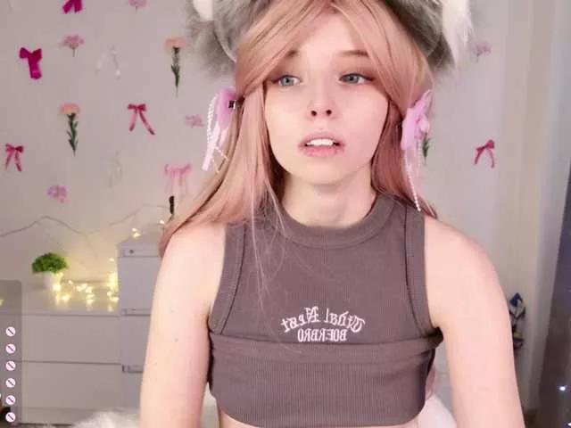 b4by-lol1 from BongaCams