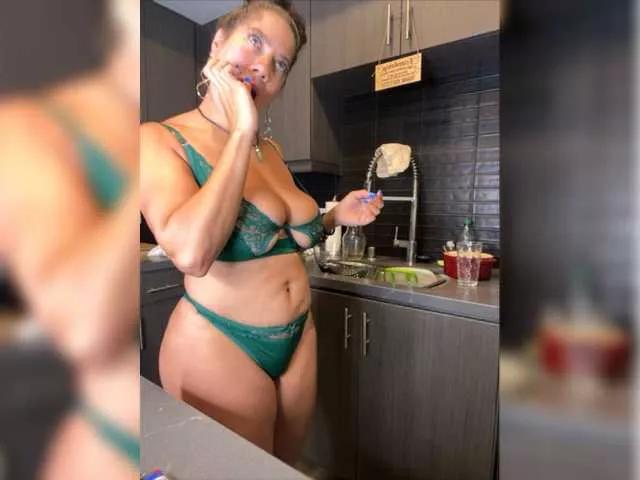 BigBoootyBK on BongaCams 