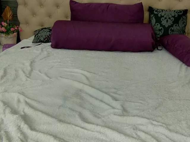 Candy-babe from BongaCams is Freechat