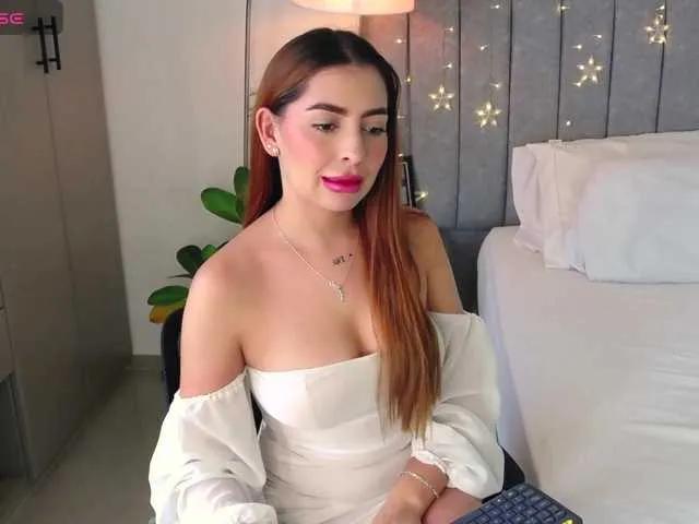 Caralella on BongaCams