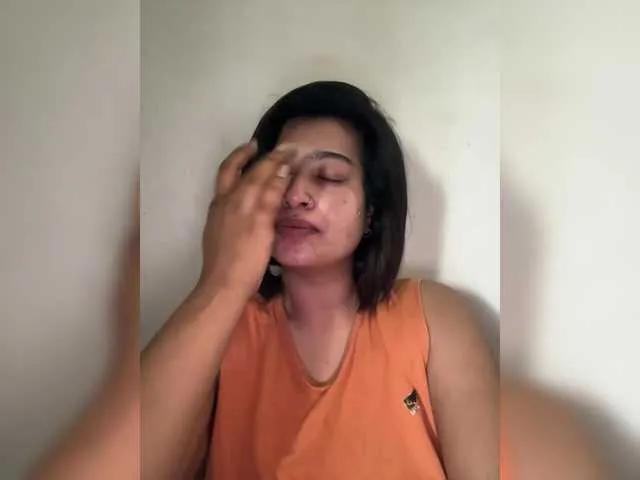 EleenaTylor on BongaCams