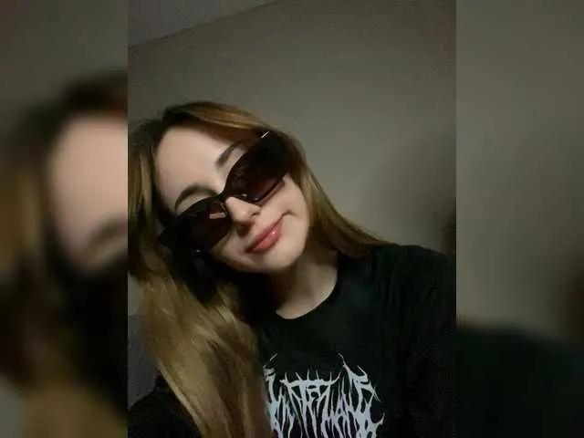 eooursave on BongaCams 