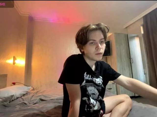 Hikkiii from BongaCams