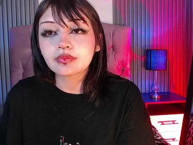 honeydark on BongaCams