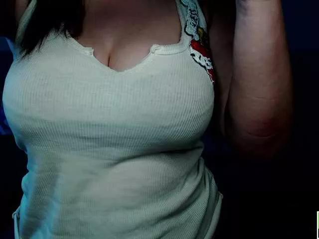 IvannaAmali661 from BongaCams is Freechat
