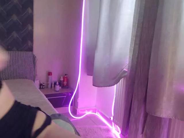 Kiss4foryou on BongaCams 