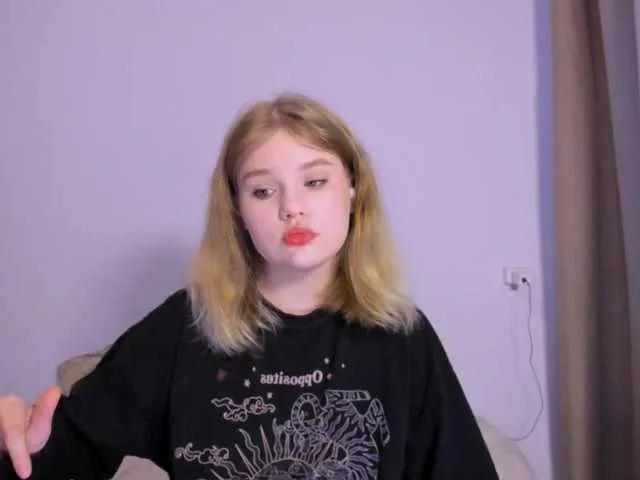 KITI111 on BongaCams 