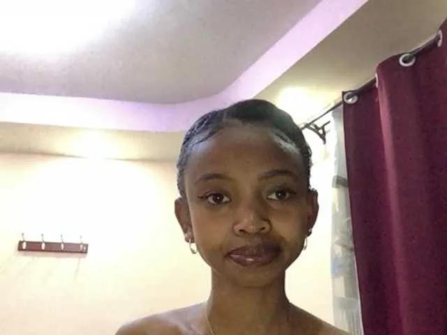 Kittygirl251 on BongaCams