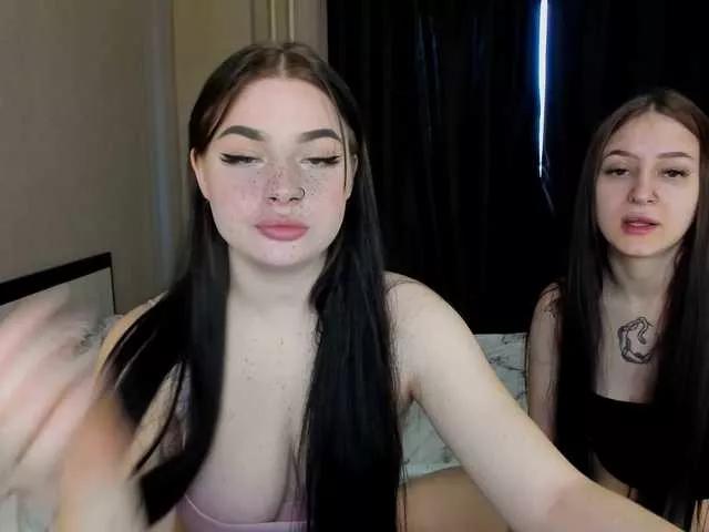 LisaAndDenis from BongaCams is Freechat