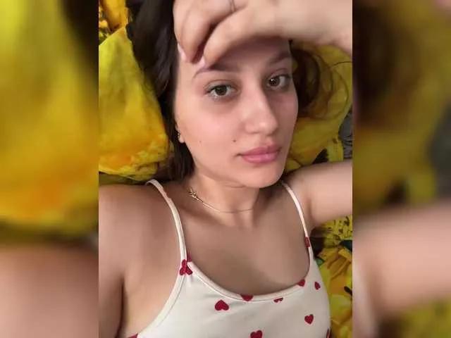 Llevie on BongaCams 