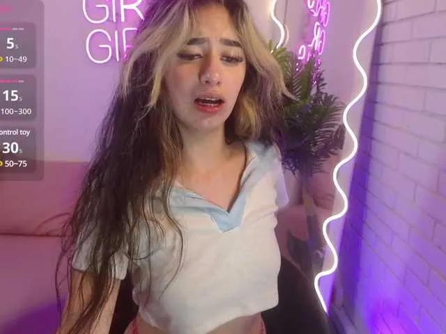 Malory-tay on BongaCams