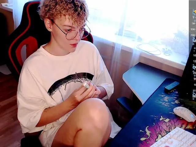 Marilaass on BongaCams