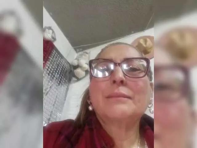miatitsmature on BongaCams