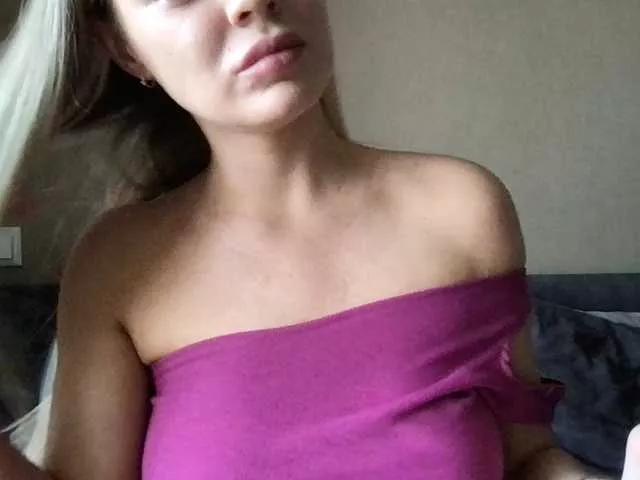 NM2025 from BongaCams is Freechat