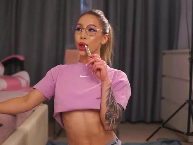 NyrobiNova from BongaCams is Freechat