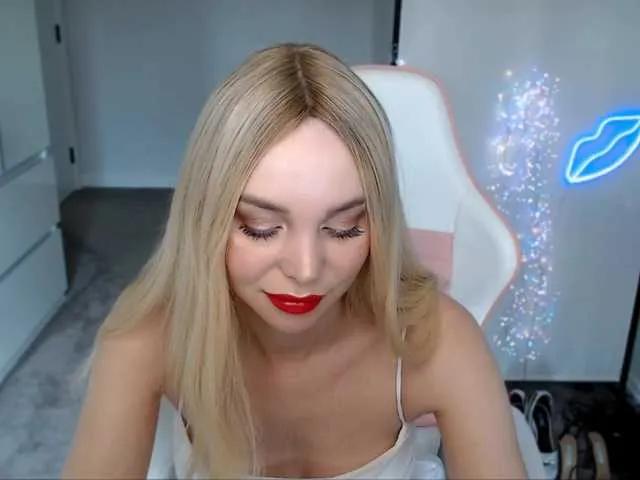 PolinaS on BongaCams