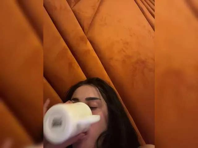 QueenOfBlowjob on BongaCams