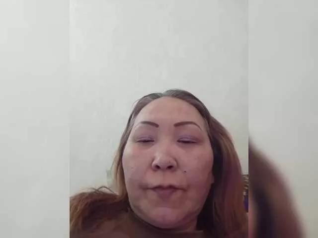 Qweentis on BongaCams 