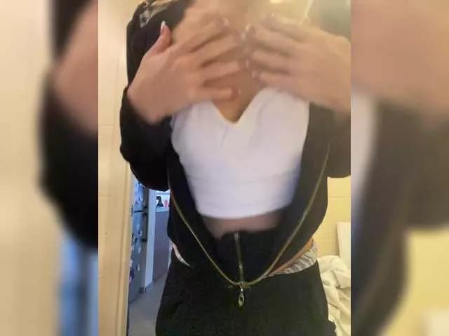 s777la on BongaCams 