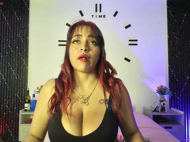 Sarah917 on BongaCams 