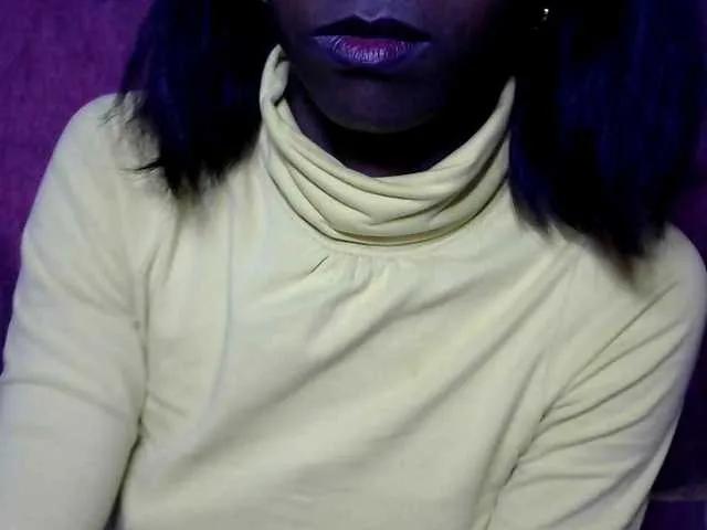 Tinah24 on BongaCams
