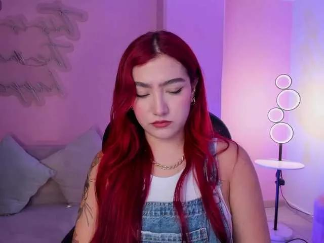 ViolettCastel on BongaCams