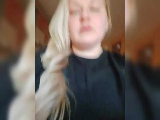 WifeyNusha on BongaCams