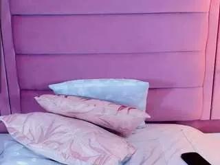 emmajonees from CamSoda