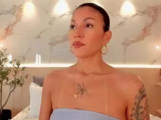lunaruso from CamSoda is Freechat