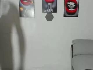 pandora-x from CamSoda is Freechat