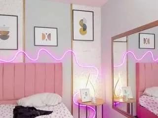skinnyfavre from CamSoda is Freechat