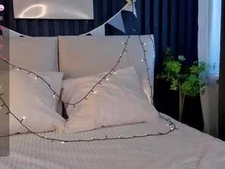 sunnyrisha from CamSoda is Freechat