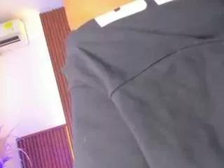 sweetsophie1 from CamSoda