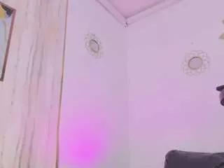 sweetsophie1 from CamSoda