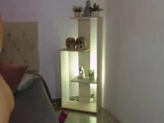 valeriie21 from CamSoda is Freechat