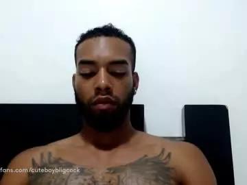 11inchesblackcock from Chaturbate