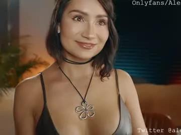 alejastorm model from Chaturbate
