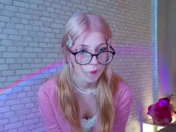 alicedews — make a heart   | Its my fourth day here | #new #shy #18 #teen #skinny [13 tokens remaining]