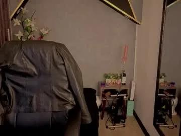 almma_ on Chaturbate 