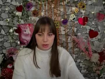 amanda_bright_ — change clothes [500 tokens remaining] #ukraine #shy #curvy #daddysgirl #c2c