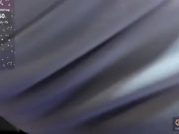 anaruiz1_ on Chaturbate