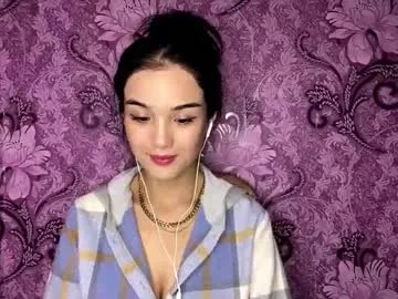 arvillahamner — GOAL: spank ass [22 tokens remaining] Hey hey! I'm Amina and this is my third week here :D Hope you are fine :3                     #new  #18 #mistress