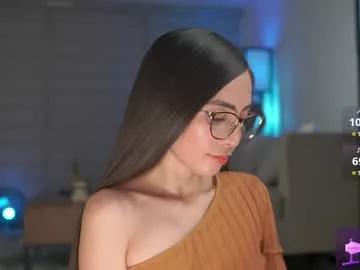 belle_adrienne on Chaturbate 